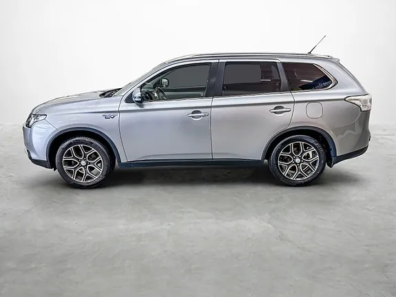 Mitsubishi Outlander 2015 photo 2