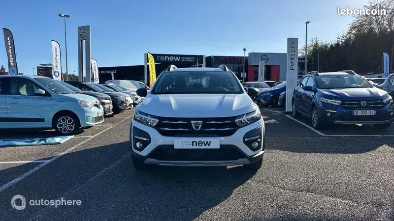Dacia Sandero 2022 photo 2