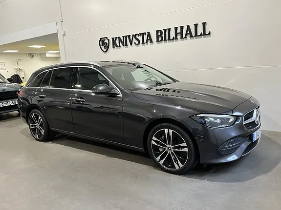 Mercedes-Benz C300 2023 photo 3