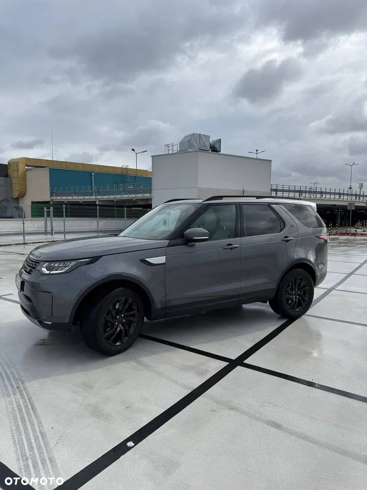 Land Rover Discovery 2017 photo 3