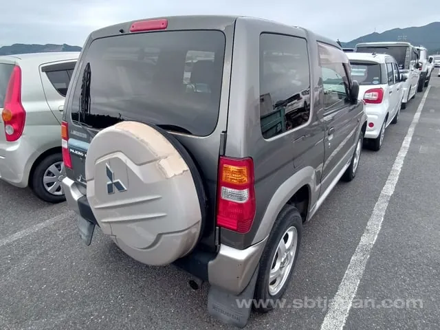 Mitsubishi Pajero Mini V 2000 photo 4