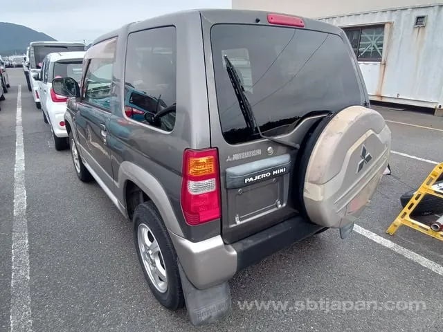 Mitsubishi Pajero Mini V 2000 photo 3