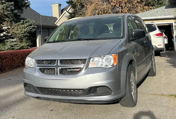 Dodge Grand Caravan 2017 photo 3