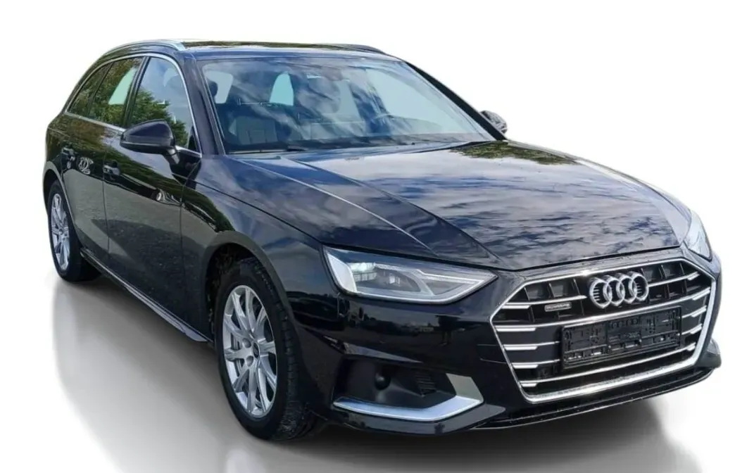 Audi A4 Avant 2023 photo 2