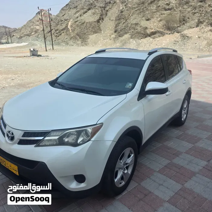 Toyota Rav 4 2015 photo 2