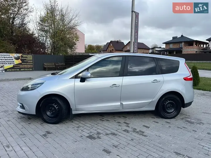 Renault Grand Scenic 2014 photo 4