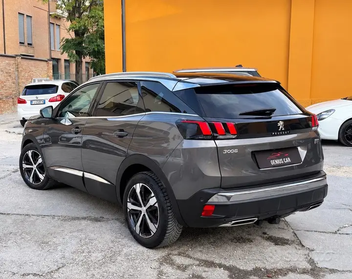 Peugeot 3008 2018 photo 5