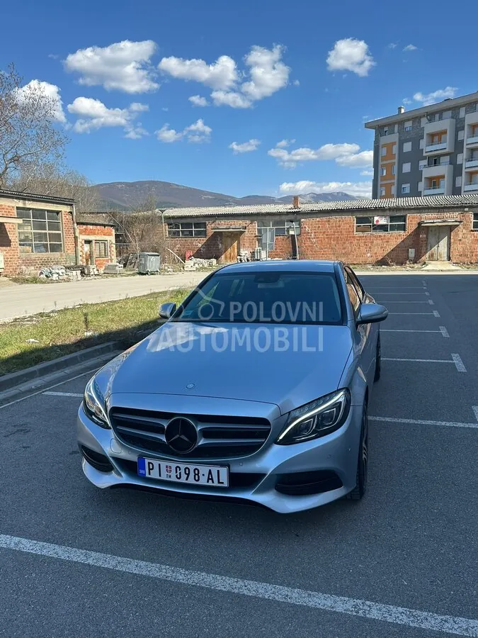 Mercedes-Benz C 220 2015 photo 3