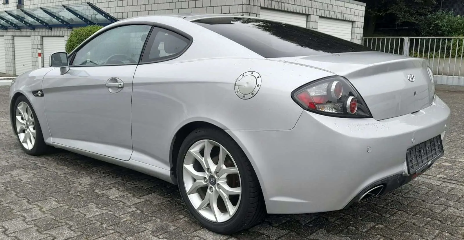 Hyundai Coupe 2007 photo 3
