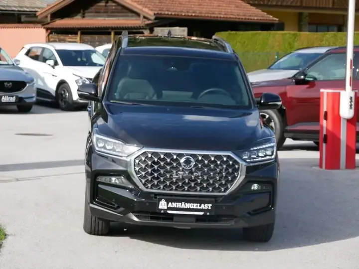 KG Mobility Rexton photo 3