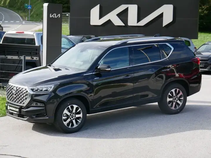KG Mobility Rexton