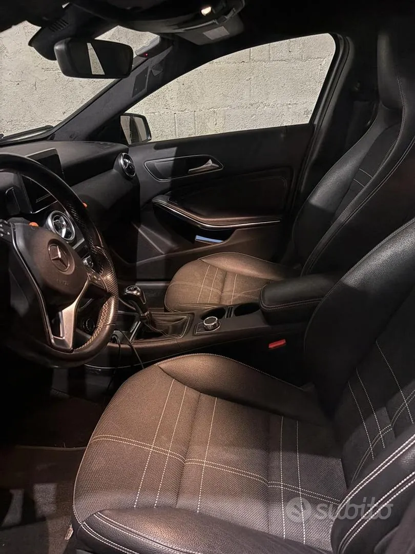 Mercedes-Benz A 2013 photo 5