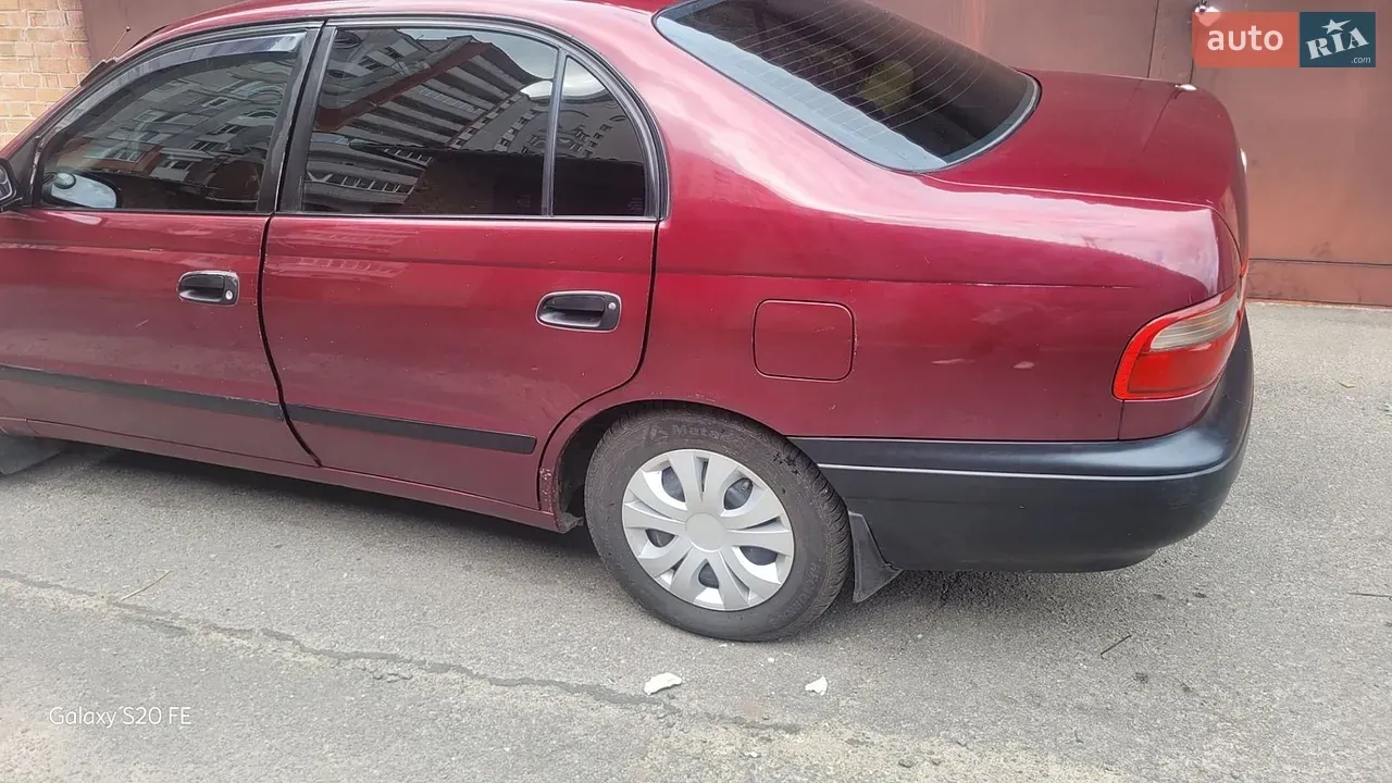 Toyota Carina E 1996 photo 4