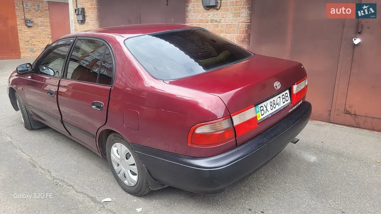 Toyota Carina E 1996 photo 2