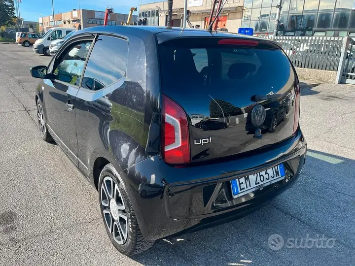 Volkswagen Up 2012 photo 5