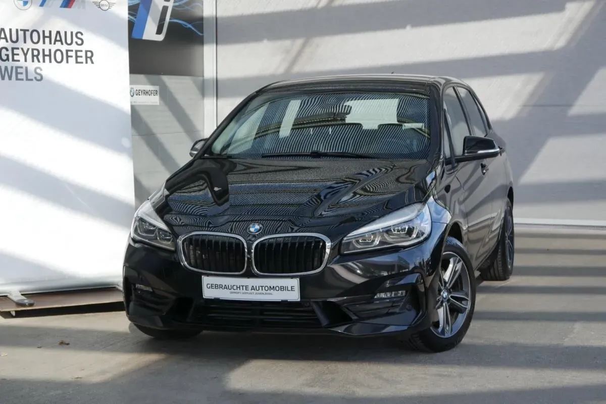 BMW 2 Series 2018 photo 2