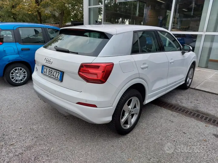 Audi Q2 2021 photo 2