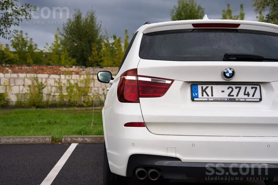 BMW X3 2012 photo 4
