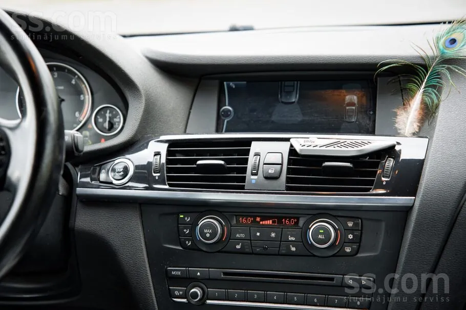 BMW X3 2012 photo 5