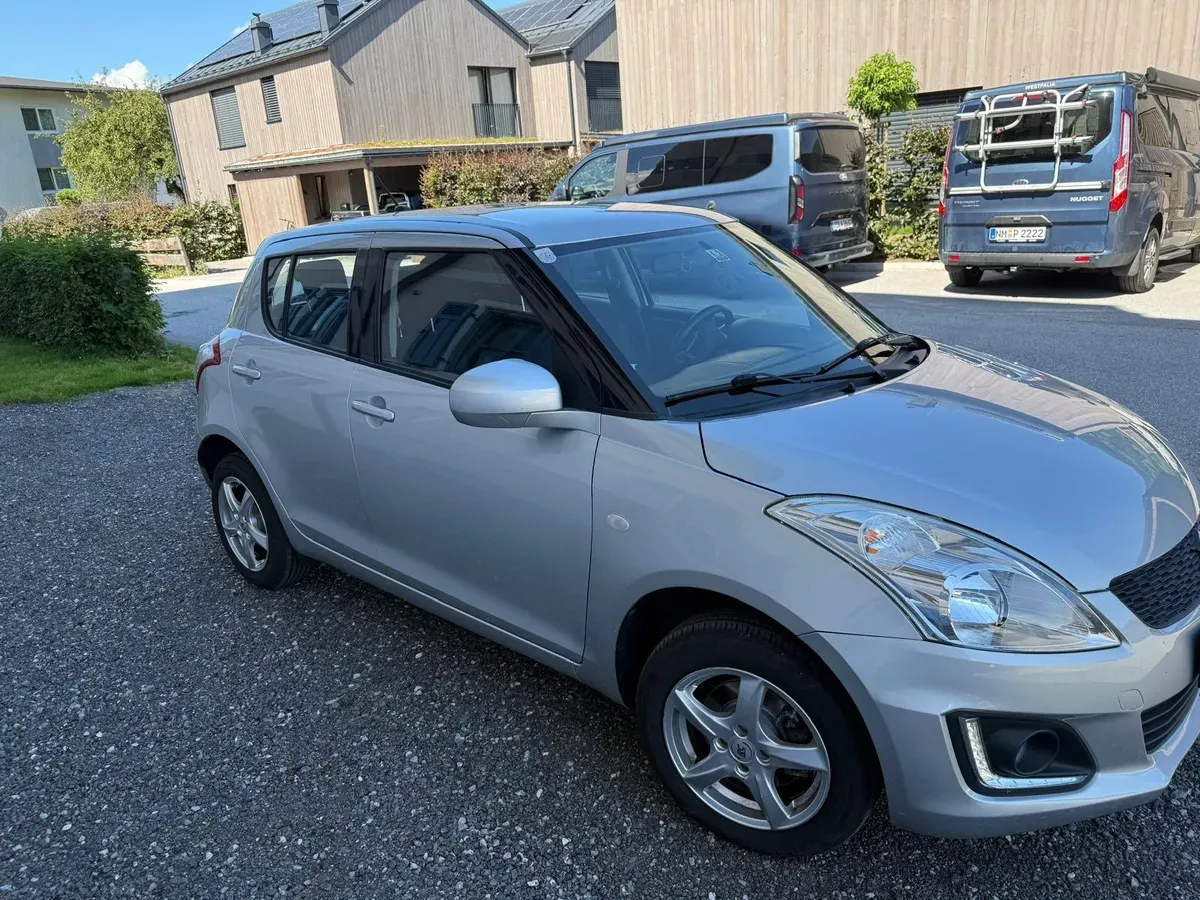 Suzuki Swift 2015 photo 3