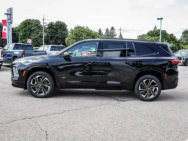 Buick Enclave 2026 photo 5