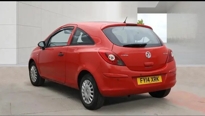 Vauxhall Corsa 2014 photo 2