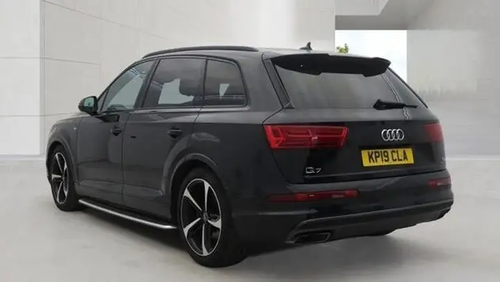 Audi Q7 2019 photo 3