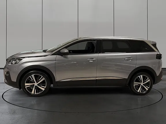Peugeot 5008 2018 photo 2