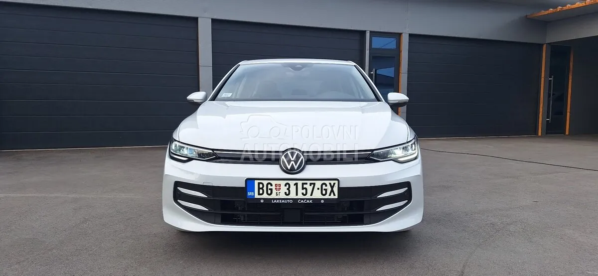 Volkswagen Golf 8