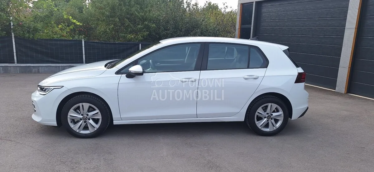 Volkswagen Golf 8 2025 photo 4