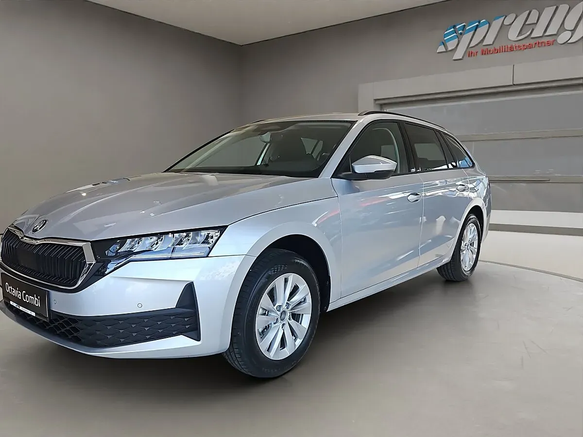 Skoda Octavia 2026 photo 2