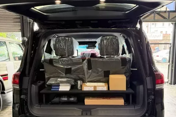 Toyota Land Cruiser 300 2027 photo 5