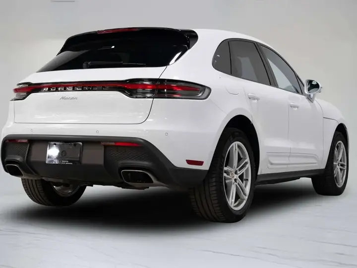 Porsche Macan 2023 photo 4