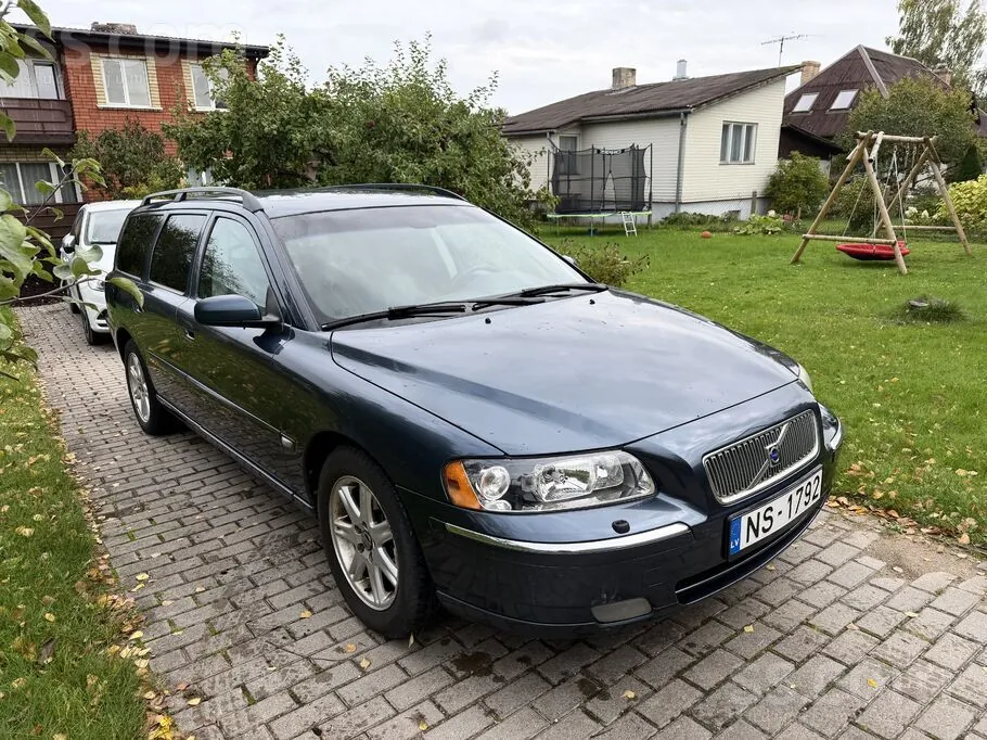 Volvo V70