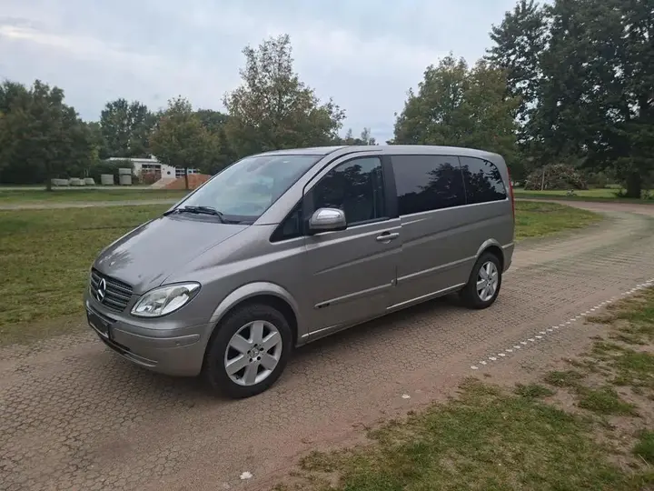 Mercedes-Benz Viano