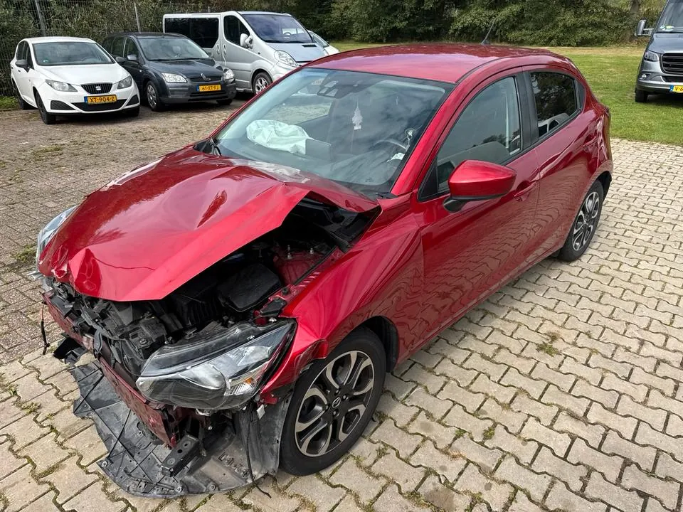 Mazda 2