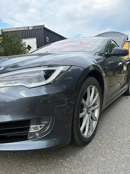 Tesla Model S 2018 photo 3