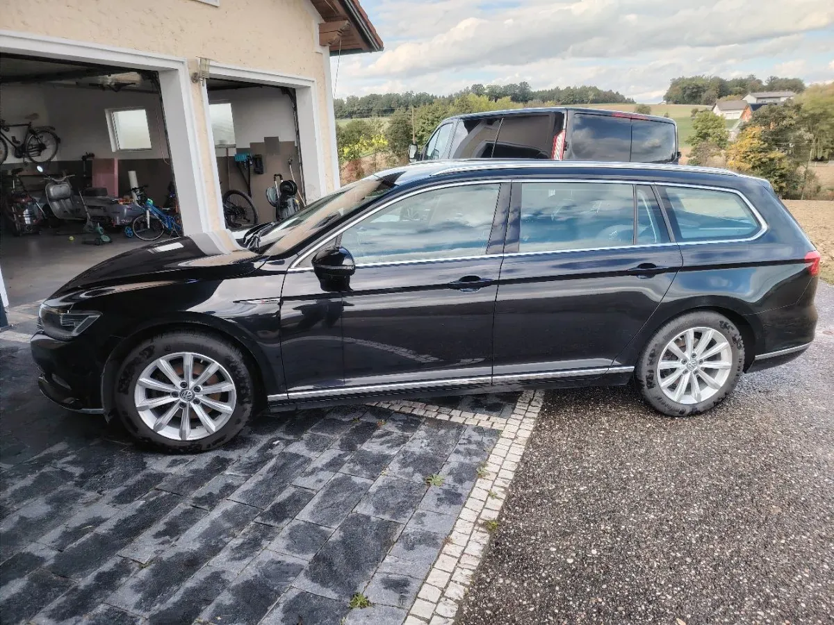 Volkswagen Passat 2015 photo 2