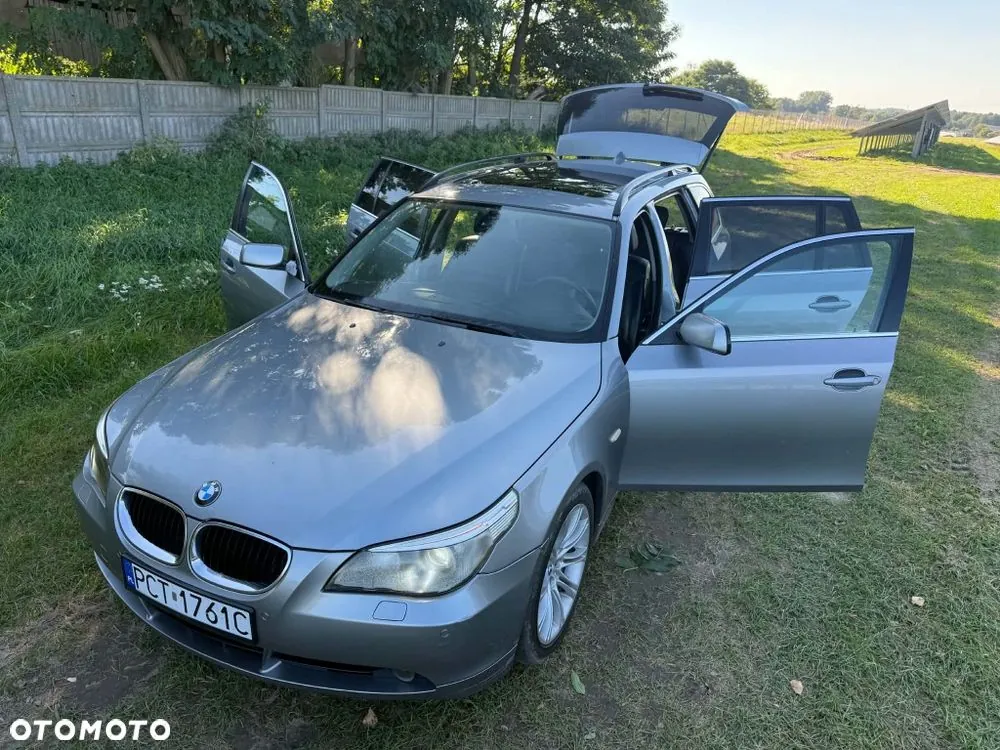 BMW Seria 5 2005 photo 4