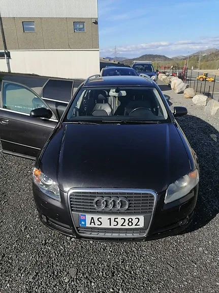 Audi A4 2008 photo 2
