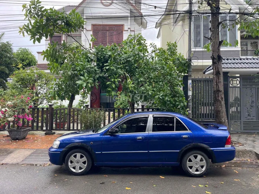Ford Laser 2003 photo 2