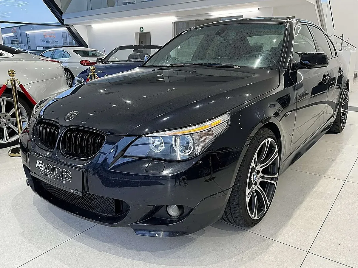 BMW 5 Series 2005 photo 2