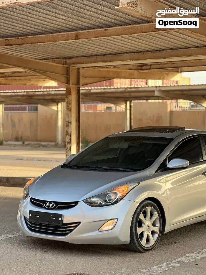 Hyundai Elantra 2012 photo 2