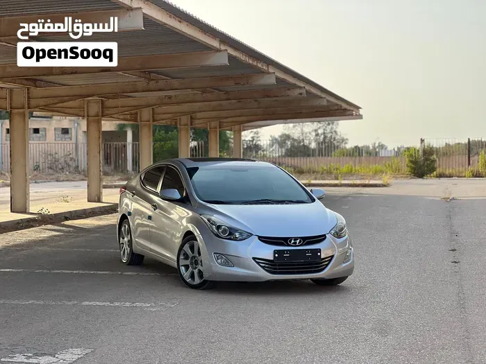 Hyundai Elantra 2012 photo 4