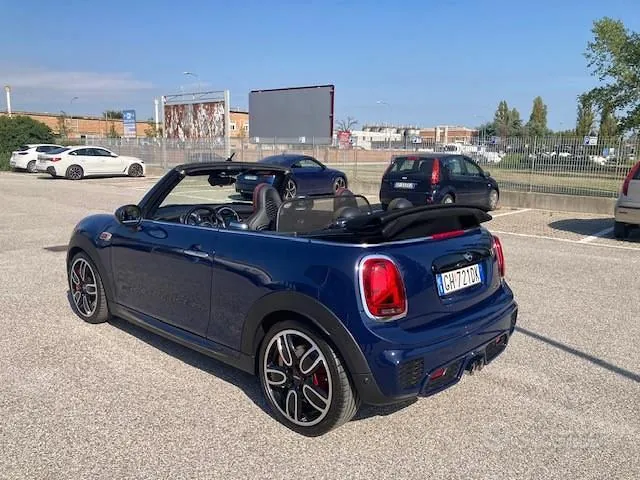 Mini John Cooper Works Cabrio 2018 photo 5