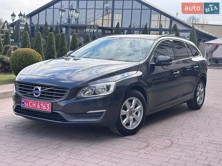 Volvo V60 2015 photo 5