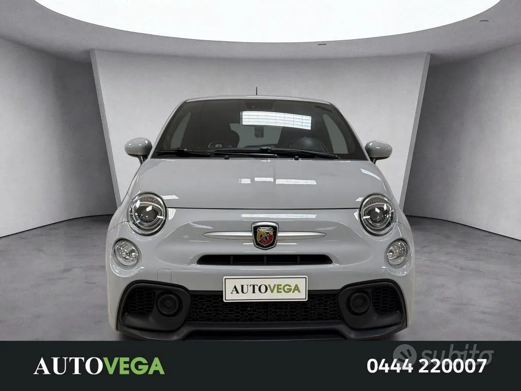 Abarth 595 2021 photo 3