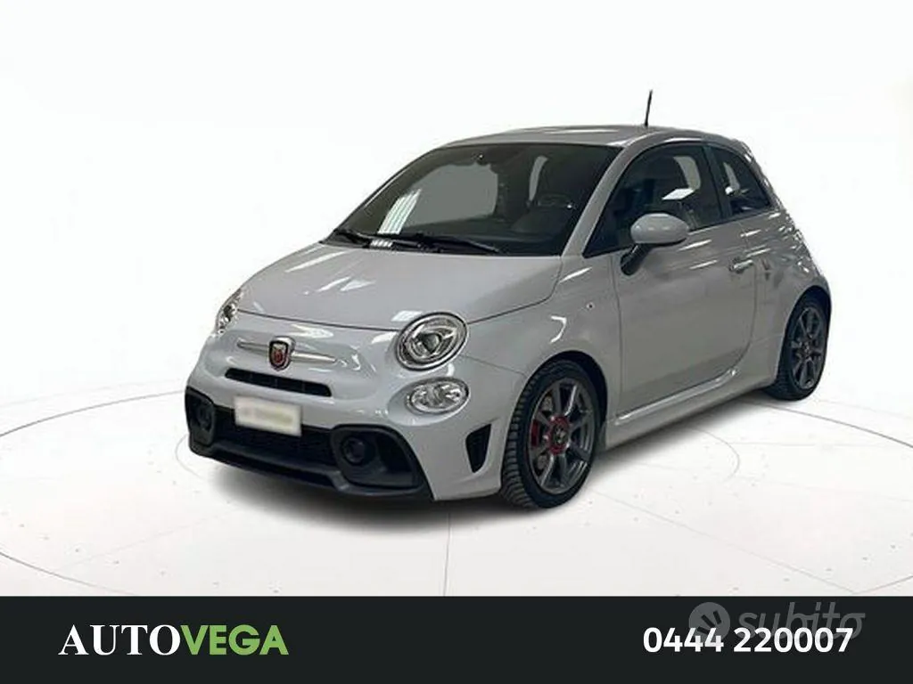 Abarth 595 2021 photo 2