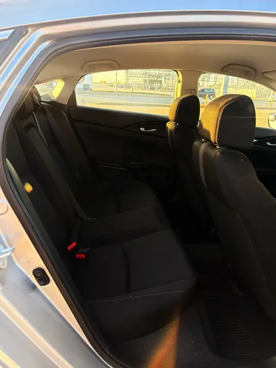 Honda Civic 2021 photo 4