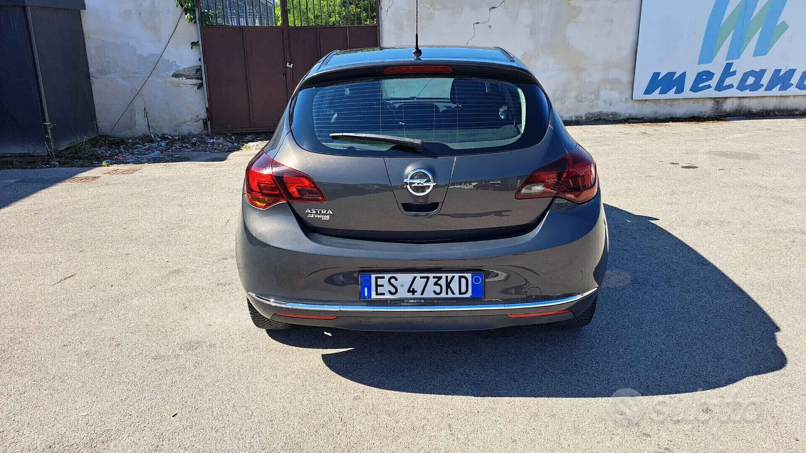 Opel Astra 2013 photo 5